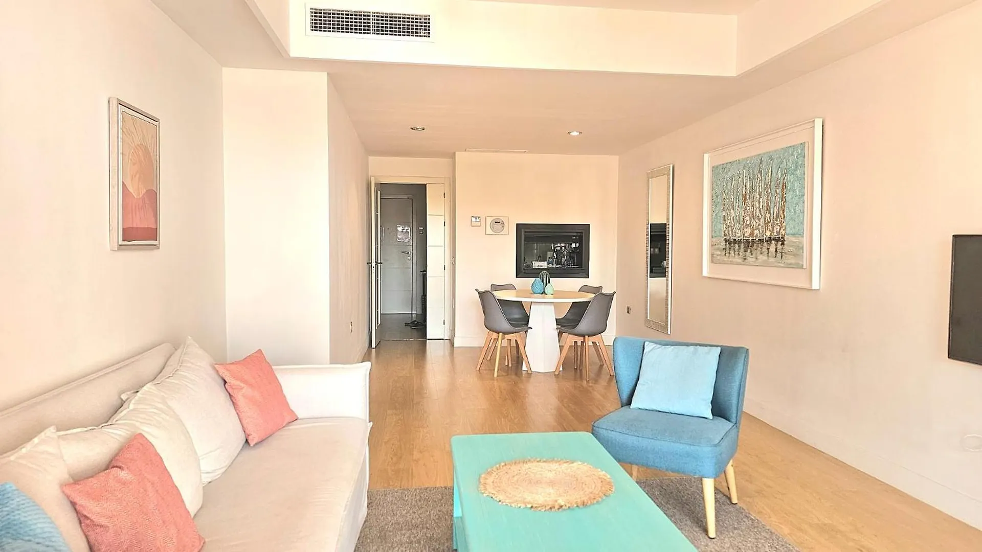 Casares Del Mar Luxury Beach Apartment 0*,  스페인