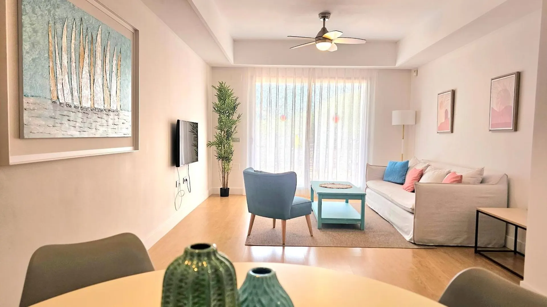Casares Del Mar Luxury Beach Apartment Испания