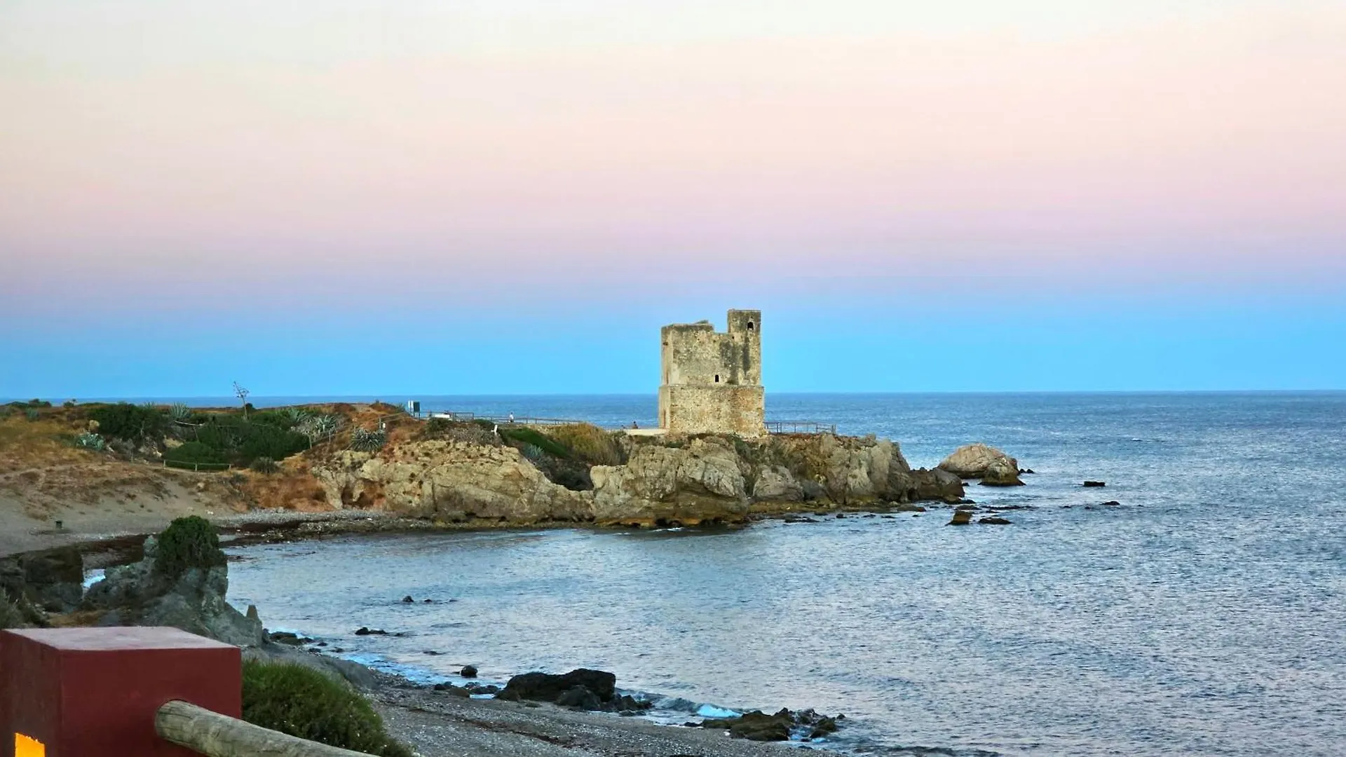 Casares Del Mar Luxury Beach Apartment 스페인