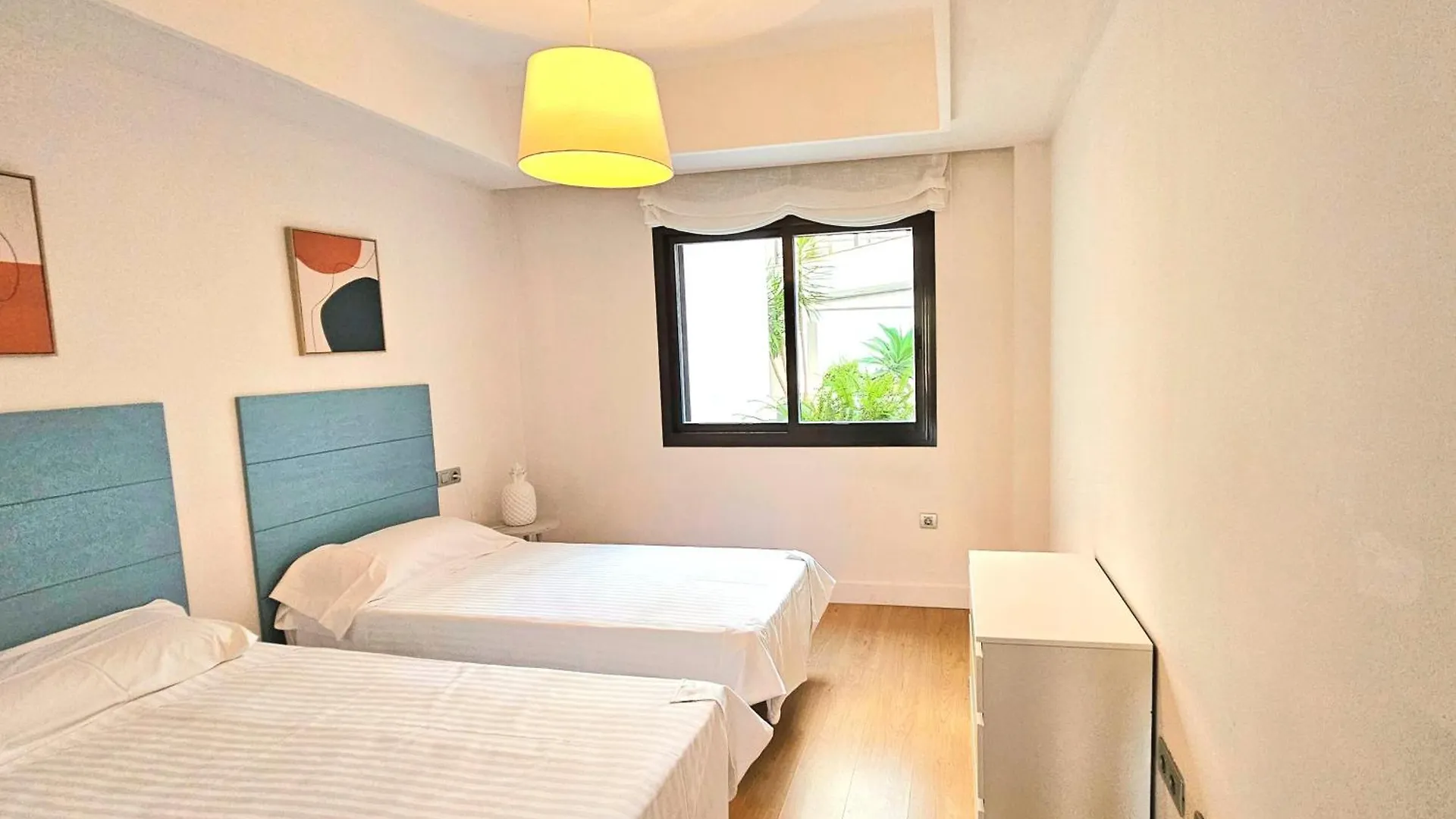 Casares Del Mar Luxury Beach Apartment 0*,