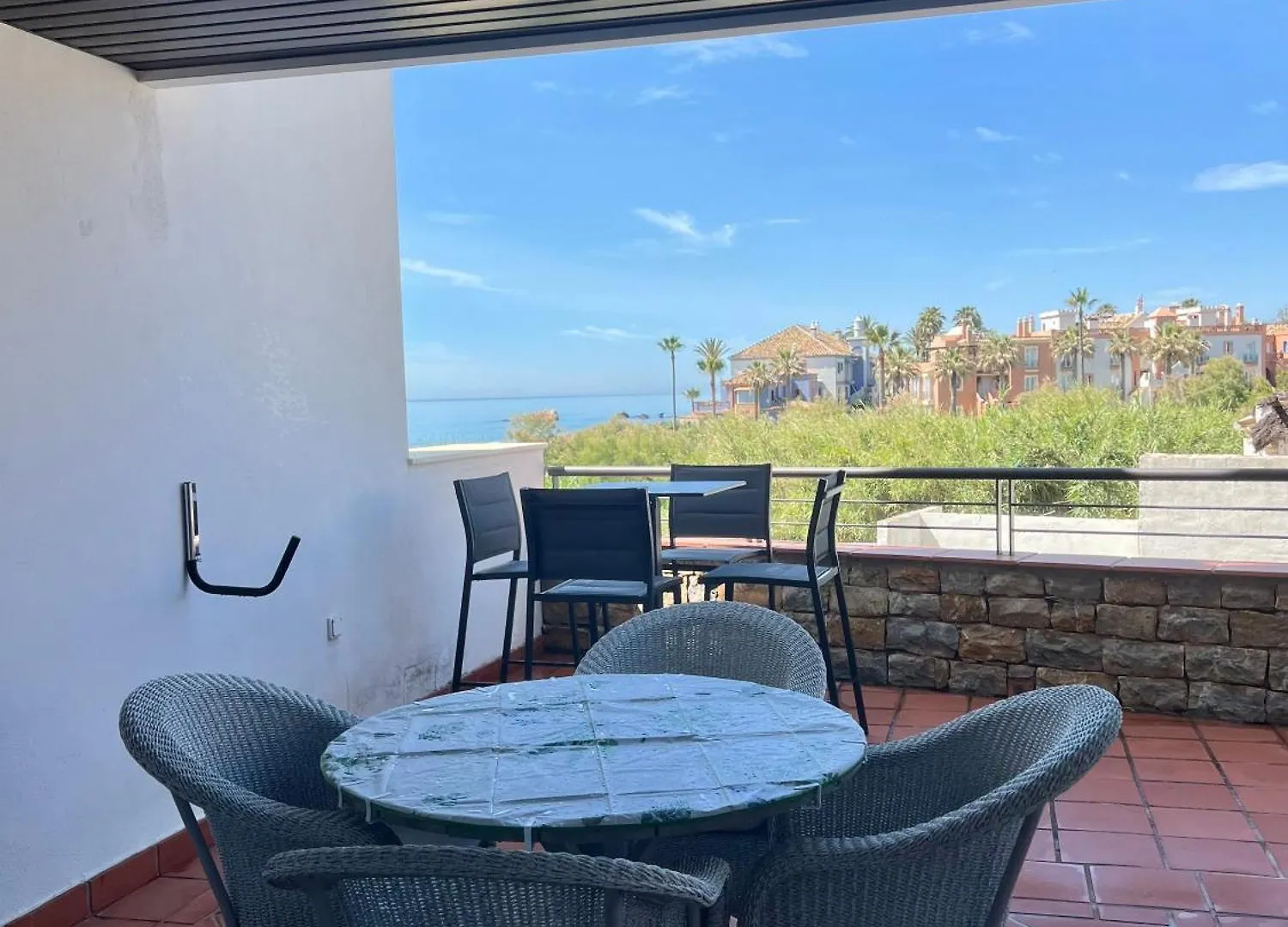 Casares Del Mar Luxury Beach Apartment Испания